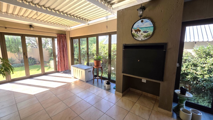 4 Bedroom Property for Sale in Leloko North West